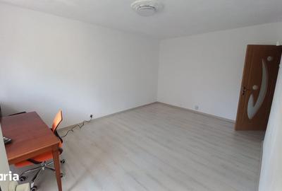 Apartament cu 2 camere decomandat în Păcurari - 1