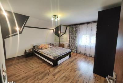 Casă cu 4 camere în Central - 8