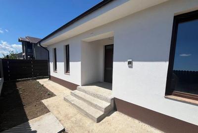 Casa Cumpana conectata la toate utilita?ile