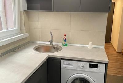 Inchiriez apartament decomandat cu doua camere - zona FAVORIT, de curand renovat - 8