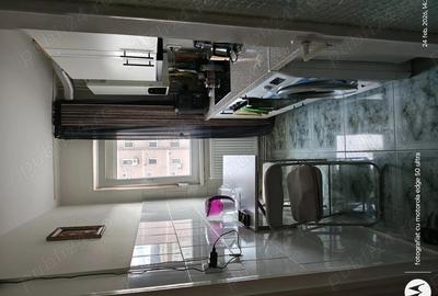 Apartament cu 3 camere decomandat în Central - 1