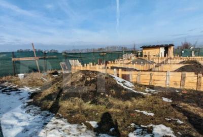 Vanzare teren intravilan cu proiect de casa aprobat - 1