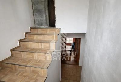 Casă cu 7 camere cu Teren 550 Mp în Dudeștii Noi - 5