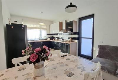 Casă individuală cu 6 camere cu Canalizare în Central - 5