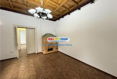 Casă cu 7 camere cu Teren 438 Mp în Ultracentral - 2