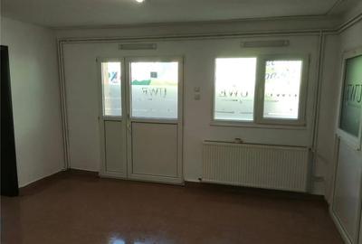 Casă cu 4 camere cu Teren 1100 Mp în Democrației - 6