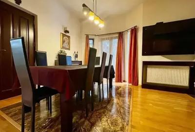 Casă cu 8 camere cu Canalizare în Băneasa - 10
