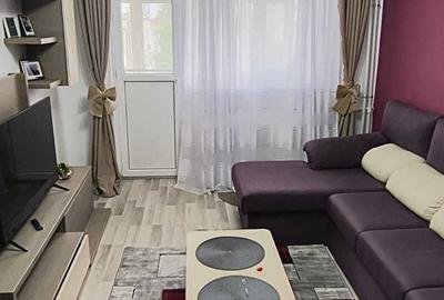 Apartament 3 camere decomandat, mobilat și utilat, la 2 minute de metrou Valea I
