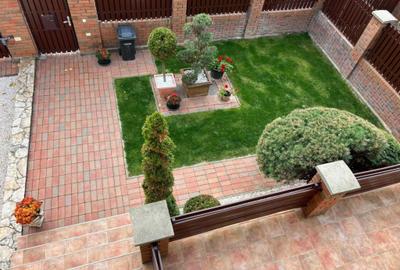 Casă cu 4 camere în Central - 2