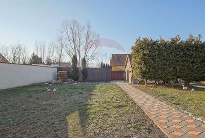 Casă individuală cu grădină și garaj în Prejmer –mobilată, comision 0% - 35