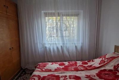 LIPOVEI - ETAJ 1 - BLOC IZOLAT - 4 CAMERE - CENTRALA PRORPRIE - BOXA - 7