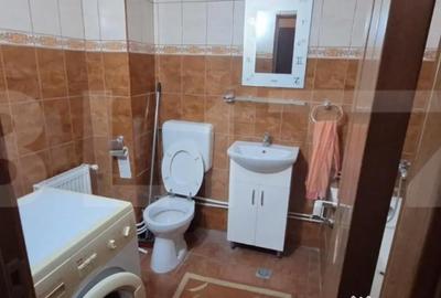 Apartament cu 2 camere decomandat în Micro 17