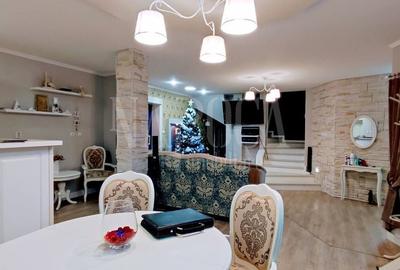 Casă individuală cu 7 camere cu Canalizare în Decebal - 3