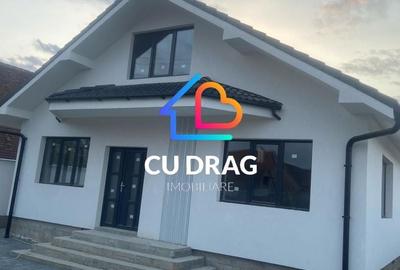 Casă individuală cu 3 camere cu Canalizare în Cristian - 1