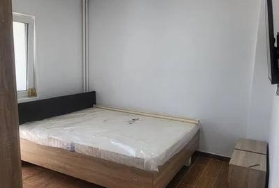 Apartament cu 2 camere decomandat, mobilat în Costin Georgian