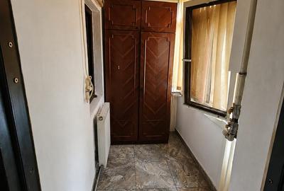 Apartament cu 2 camere decomandat în Mazepa 2
