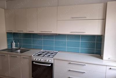 Apartament cu 3 camere decomandat în Central - 1