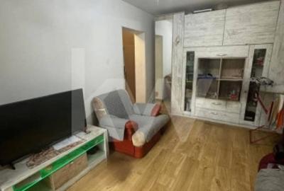 Apartament cu 2 camere semidecomandat, mobilat în Siloz