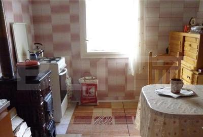 Apartament de vanzare, 4 camere, 100 mp, zona Vama, Suceava - 7
