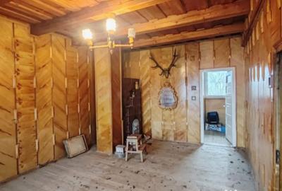 Casă cu 4 camere cu Teren 1338 Mp în Central - 1