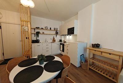 Apartament cu 2 camere decomandat, mobilat în Tractorul - 10
