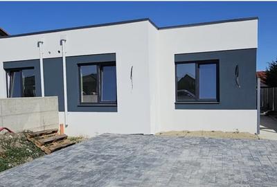 Duplex in Mosnita Noua foarte aproape de str. Principala - 1