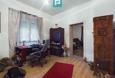 Casă cu 5 camere cu Teren 4320 Mp în Lalașinț - 12