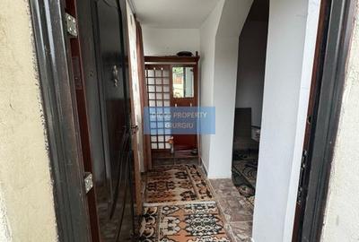 Casă cu garaj – str. Mărășești - 3