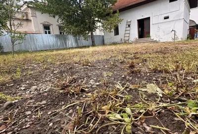 Casă cu 2 camere cu Teren 360 Mp în Central - 3