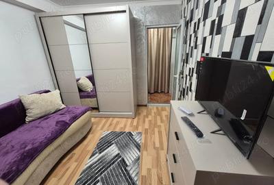 Inchiriez apartament 2 camere etaj 1 - 5