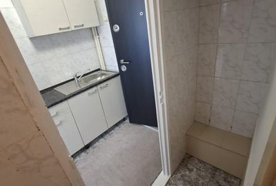 Garsonieră decomandată, mobilată în Podu Roș - 5