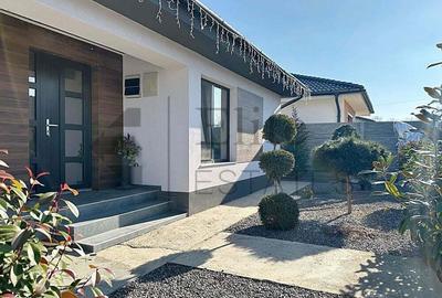 Casa cu 3 camere ?i teren 560 mp in Cartierul Episcopia din Oradea Casa cu 3 camere ?i teren 560 mp in Cartierul Episcopia din Oradea - 1