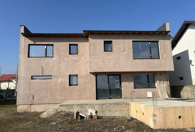 Casă cu 4 camere în Strejnicu - 4