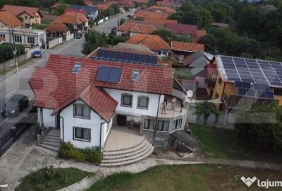 Casă cu 4 camere cu Teren 3300 Mp în Debarcader - 9