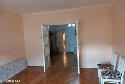 BRASADAS vinde casa 2 cam cu etaj 6 ari zona Bercu Rosu. - 2