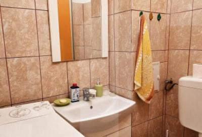 Apartament cu 3 camere, 64 mp, Sfantu Gheorghe str.Nico - 11