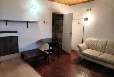 Garsonieră decomandată în Micul Dallas - 5