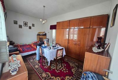 Casă cu 4 camere în Central - 5