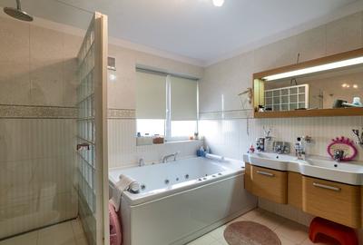 Vilă deosebită în Agigea – pentru vânzare sau schimb Vilă deosebită în Agigea – pentru vânzare sau schimb - 19