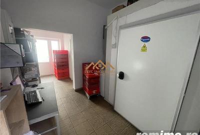 Spațiu comercial, de 70 mp, în Central - 1