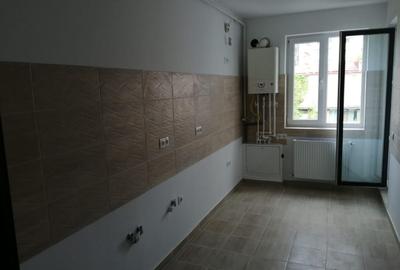 Apartament  3 camere de vânzare 10 minute de metrou ! - 3