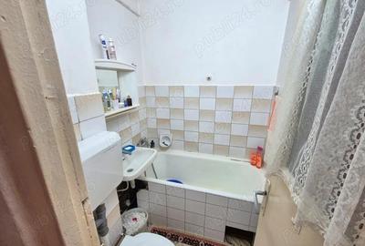 Apartament cu 2 camere semidecomandat în Florilor