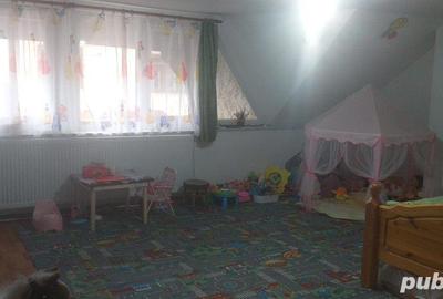 Casă cu 4 camere cu Teren 450 Mp în Central - 3