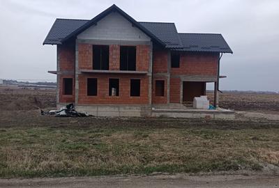 Casă cu 4 camere în Fălticeni - 4