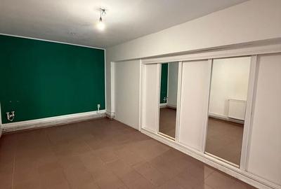 Spațiu comercial, de 50 mp, în Cetate - 3