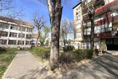 Apartament cu 3 camere decomandat în Carpați 1 - 5