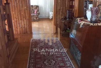 Casă cu 6 camere cu Teren 4546 Mp în Central - 7