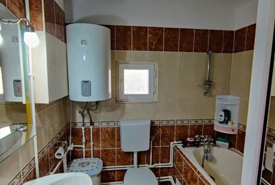 Casă cu 3 camere decomandat cu Teren 627 Mp în Limanu - 1