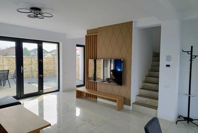Casă cu 3 camere cu Teren 100 Mp în Sud