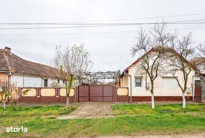 Casă cu 2 camere cu Teren 1093 Mp în Vladimirescu - 4
